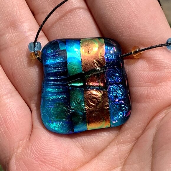 Italian Linea UR Khan Dichroic Glass Jewelry 3pc Set - Picture 10 of 15